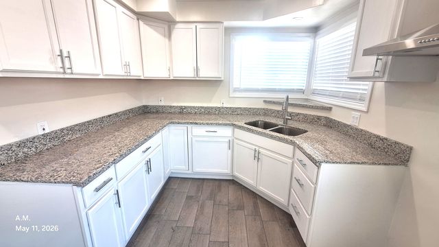4048 W  139th St #A, Hawthorne, CA 90250