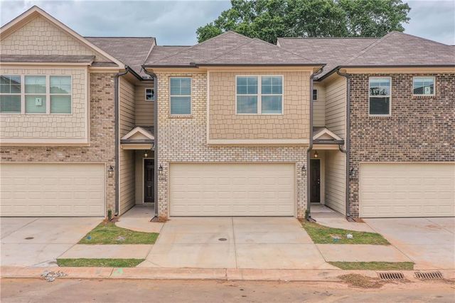 151 Dewey Rd, Lilburn, GA 30047