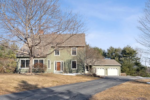 28 Settlers Way, Gorham, ME 04038