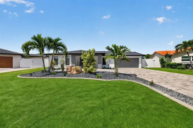9622 NE OAK STREET, Saint Petersburg, FL 33702