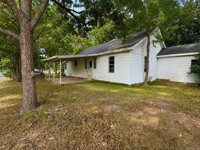 602 N  Morgan St, Hamburg, AR 71646