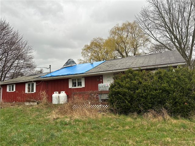894 Middle Rd, Horseheads, NY 14845