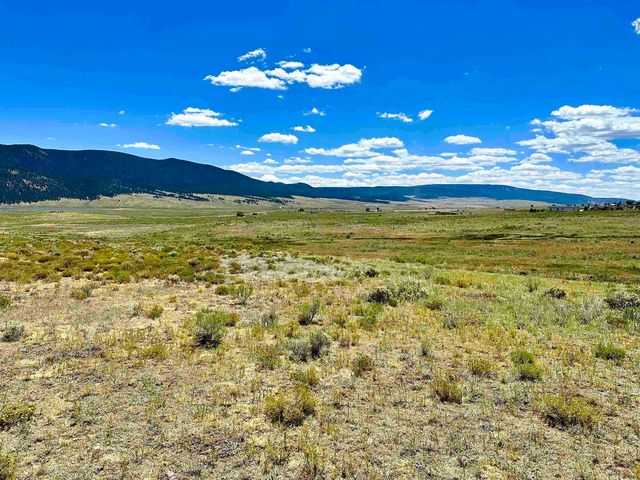 3 Lake View Pines Rd, Eagle Nest, NM 87718