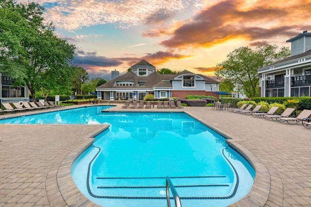 2801 Pavilion Pl #130012A, Midlothian, VA 23112