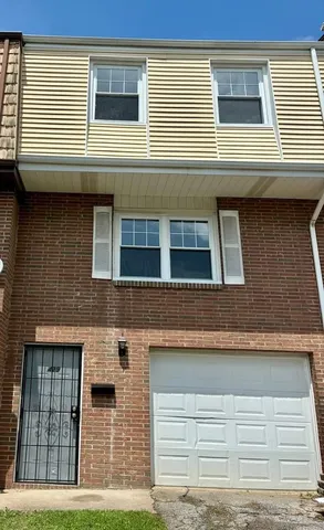 429 Jones St, Wheeling, WV 26003