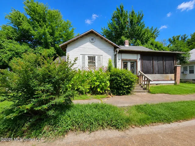 314 N  Monroe St, Yazoo City, MS 39194