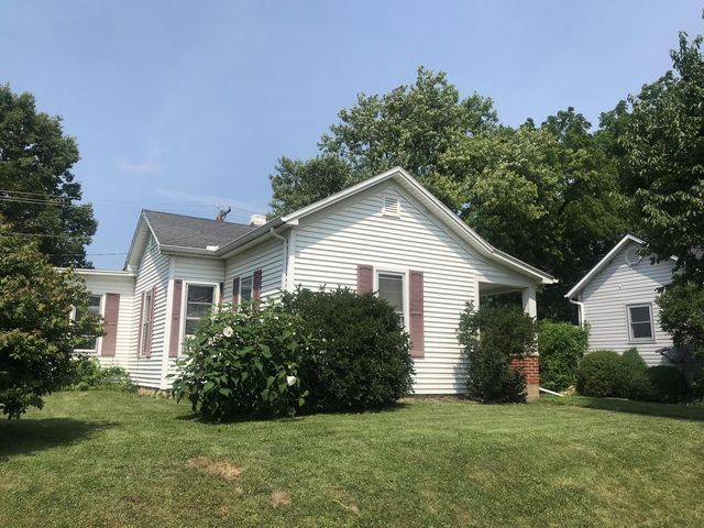 427 S  1st St, Tipp City, OH 45371