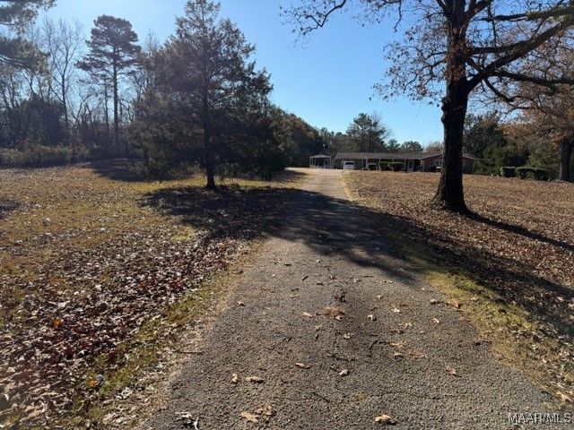 4980 Longview Rd, Elmore, AL 36025