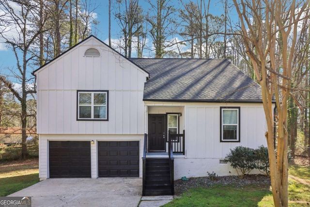 105 Running Bear Trl, Fayetteville, GA 30214