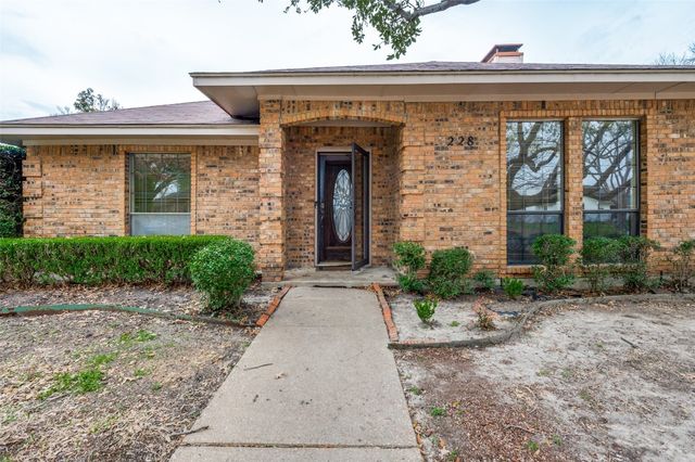 228 Simmons Dr, Coppell, TX 75019