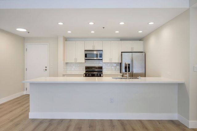 1401 Jackson St   #308, Oakland, CA 94612