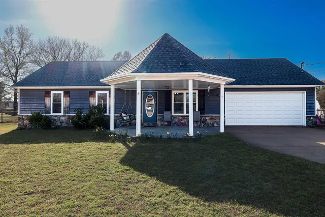 157 Nancye Reeder Dr, Munford, TN 38058
