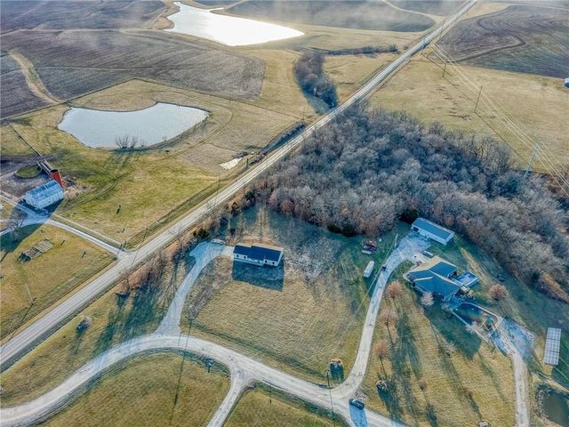 352 SW 1351st Rd, Holden, MO 64040