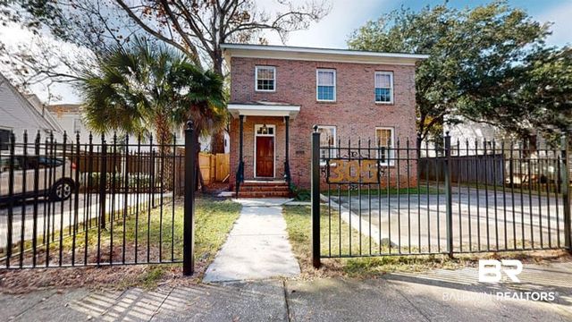 305 N  Jackson St, Mobile, AL 36603
