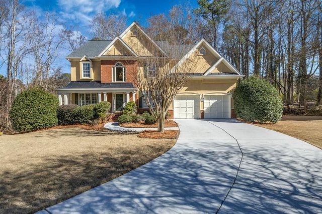 2214 Foxboro Ln, Dunwoody, GA 30360