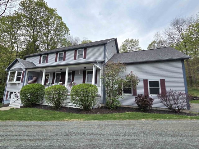 229 Meadowood Lane #6, Saint Johnsbury, VT 05819