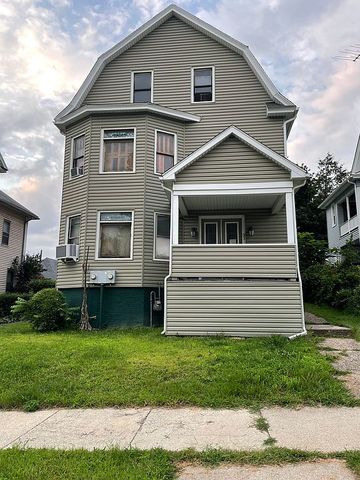 31 Chase Ave, Springfield, MA 01108