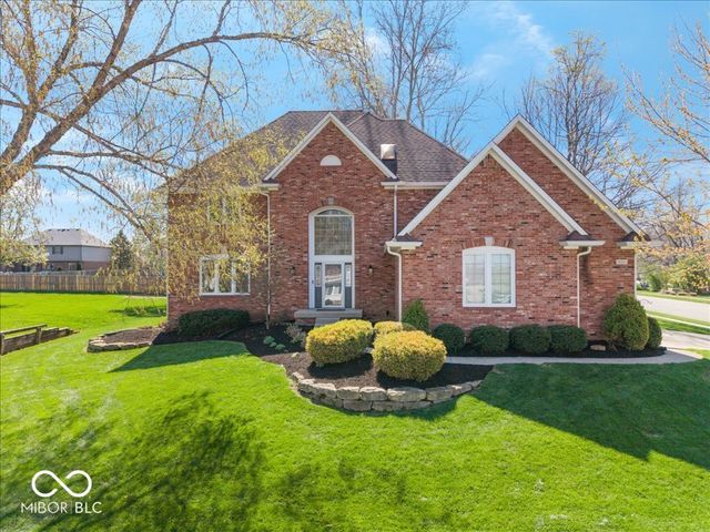 9011 Anchor Bay Dr, Indianapolis, IN 46236