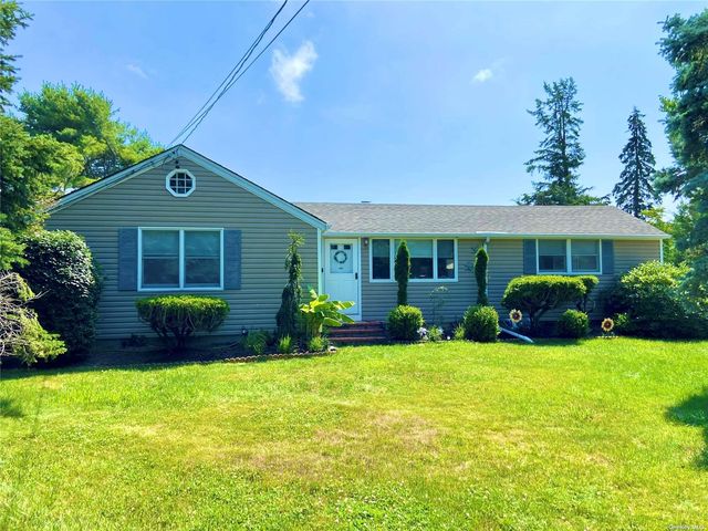 885 Little Neck Rd, Cutchogue, NY 11935