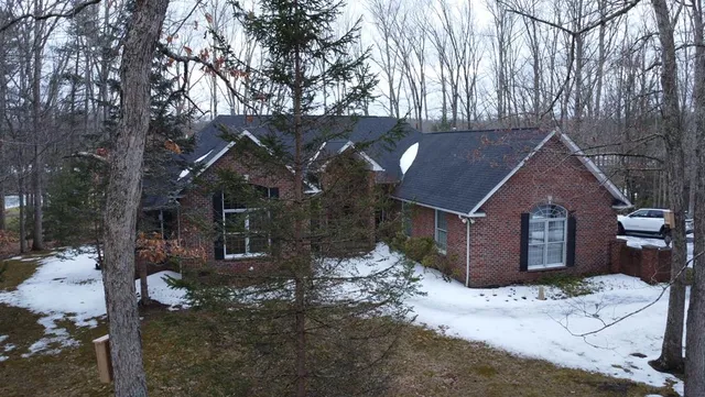 1036 Lake Dr, Daniels, WV 25832