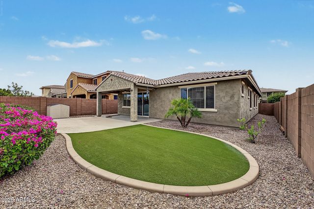 2722 E CHERRY HILL Drive, Gilbert, AZ 85298