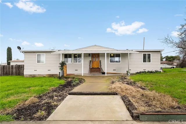 451  4th St, Willows, CA 95988