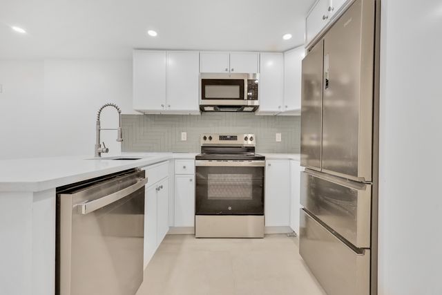 84 Pilling St #1, Brooklyn, NY 11207