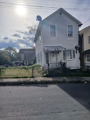 35 John St, Wilkes Barre, PA 18702