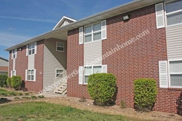 24 N  Star Circle N Apartments #6, Mountain Home, AR 72653