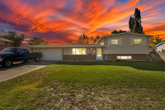 6312 S  560 E, Murray, UT 84107