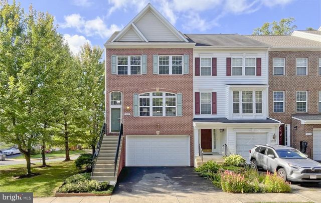 13901 Gothic Dr, Centreville, VA 20121