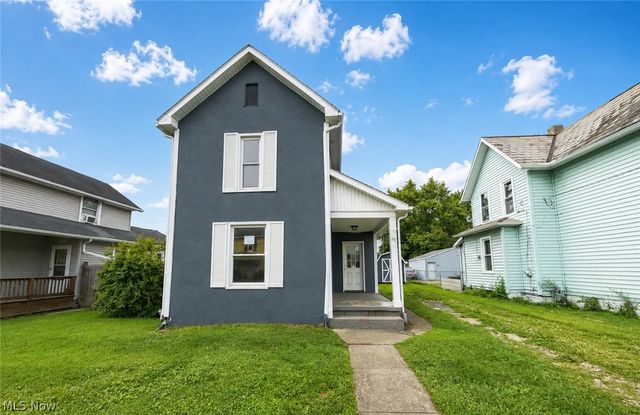 30 E  Channel St, Newark, OH 43055
