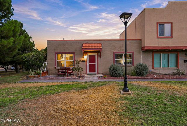 236 Montego Bay Dr, El Paso, TX 79912