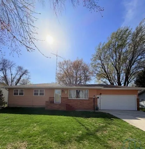 511 Jackson St, Lake View, IA 51450