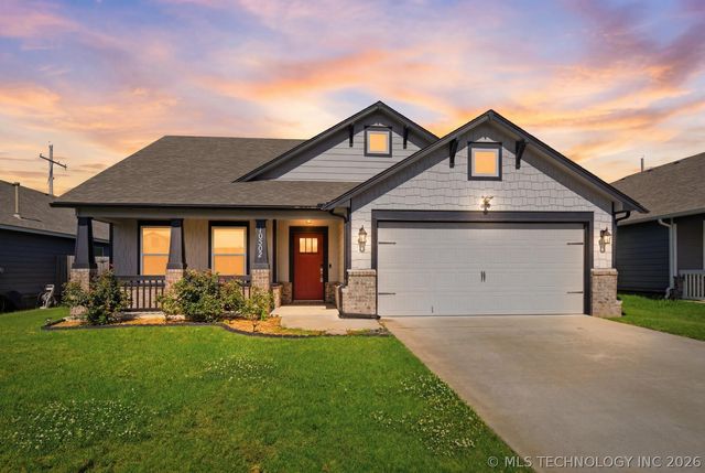 10302 N  98th East Ave, Owasso, OK 74055