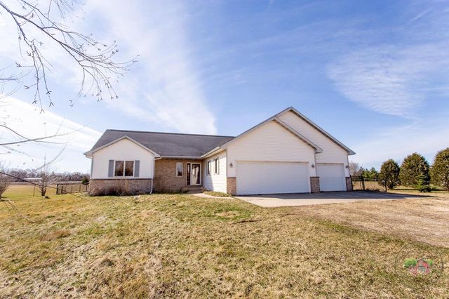 N8977 Hughes Road, Belleville, WI 53508