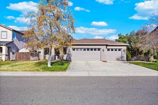6909 Prelude Ln, Hughson, CA 95326