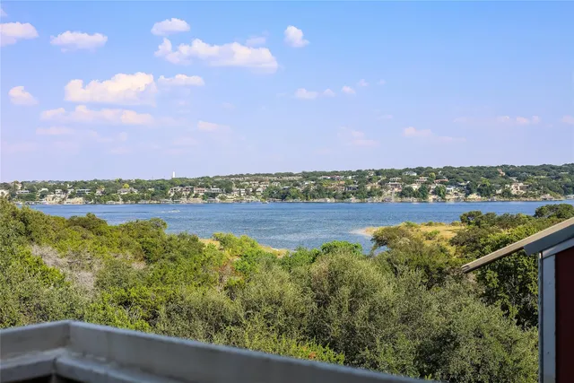 105 Comanche Point, Leander, TX 78645