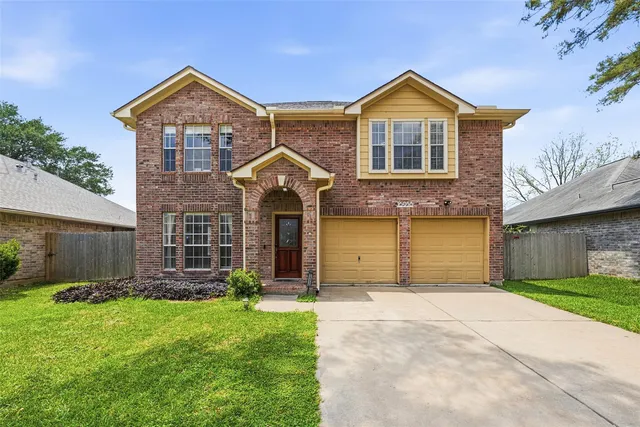 16938 Blue Mist Circle, Sugar Land, TX 77498