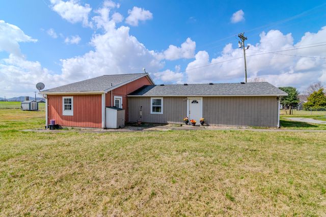 3845 Moores Ln, Stanford, KY 40484