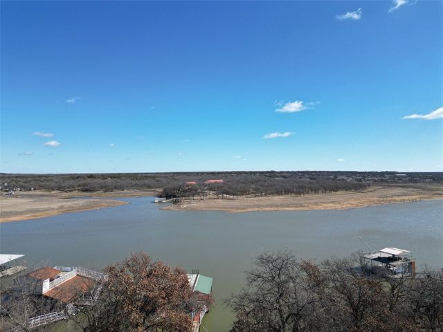 656 Oak Point Dr, May, TX 76857