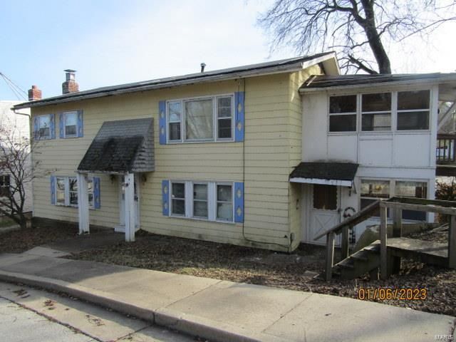 114 Wall St, New Haven, MO 63068