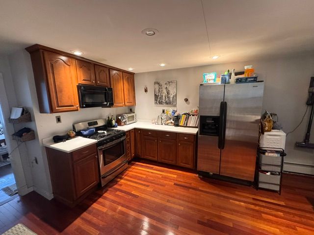 802 E  3rd St #1, South Boston, MA 02127