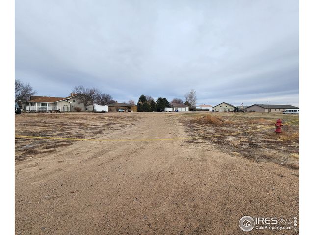 100 Belaire Cir, Sterling, CO 80751