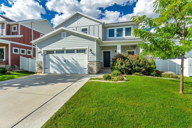 4367 E  Golden Oak Ln, Eagle Mountain, UT 84005
