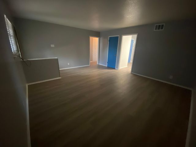 109 National Blvd #B, Universal City, TX 78148