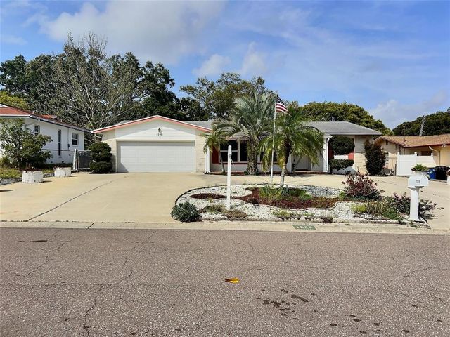 1270 Lotus Path, Clearwater, FL 33756