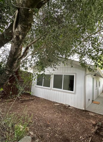 Address Not Disclosed, Sonoma, CA 95476