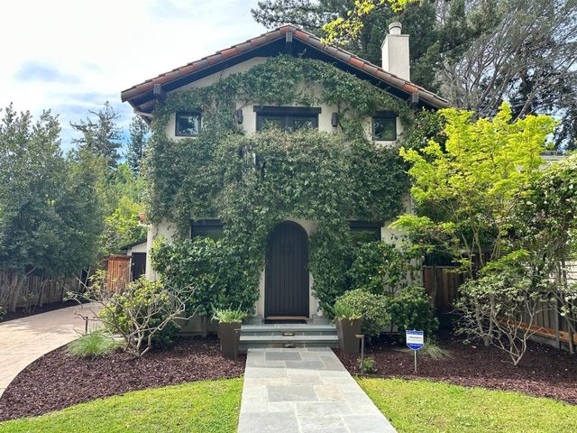850 Guinda St, Palo Alto, CA 94301