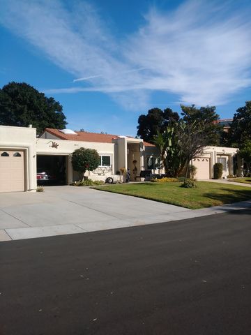 5512 Paseo Del Lago W  #B, Laguna Woods, CA 92637